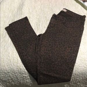 Bullhead Cheetah jeans
